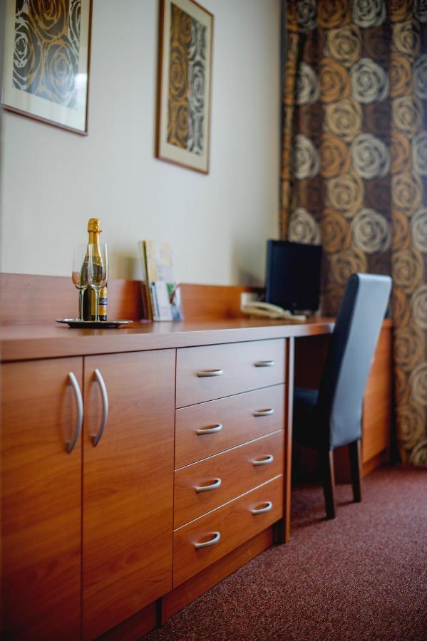 Štúrovo Wellness Hotel Thermal מראה חיצוני תמונה